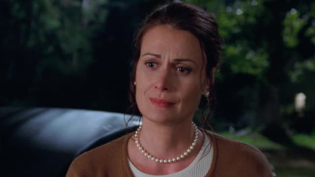 S03:E08 - Guess Who's Coming to Dinner