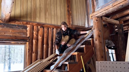 S01:E08 - Log Cabin Loft Renovation: Complete