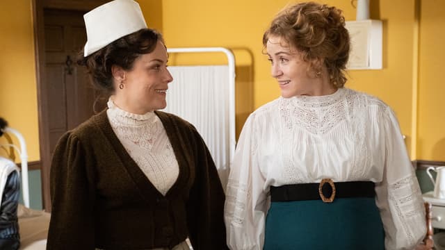 S15:E19 - Brother Can You Spare a Crime