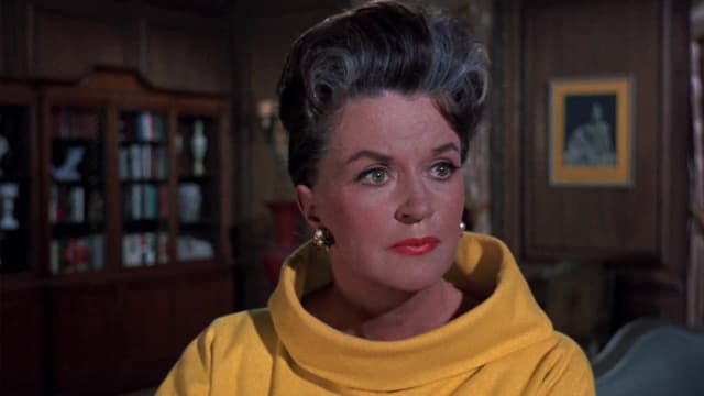 S02:E01 - Hazel's Cousin