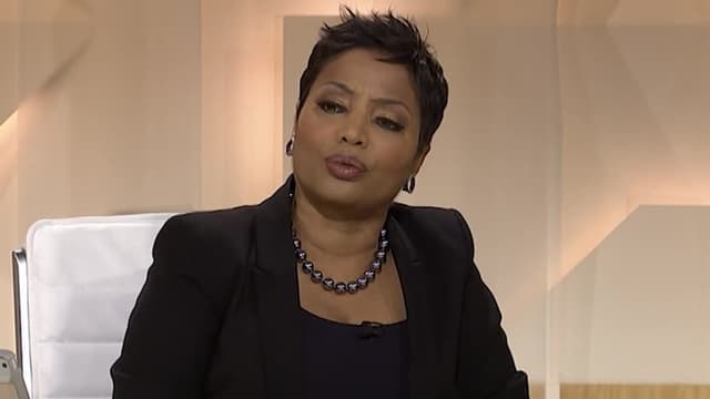 S20:E28 - Autumn Livingston vs. Mya Anderson
