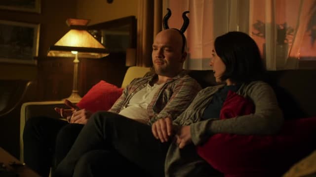 S02:E01 - Paranormal Prison Break