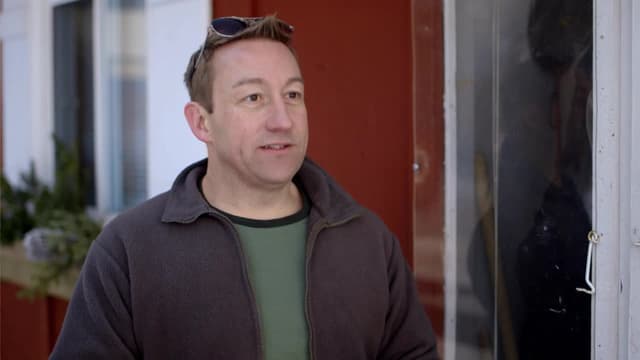 S02:E09 - The Cottage Casino