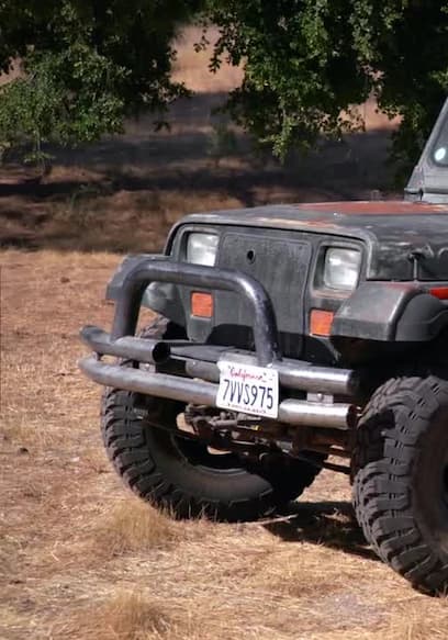 S07:E13 - Junkyard Jeep Gets 40s and Tons poster