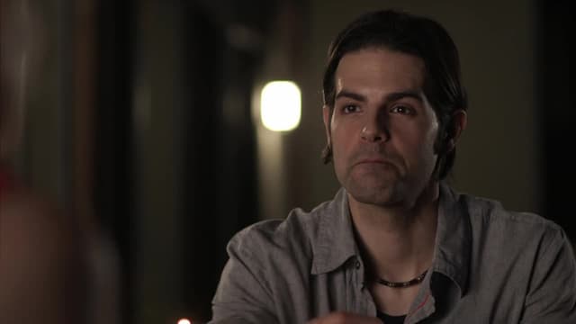 S02:E11 - Blood Red Carpet