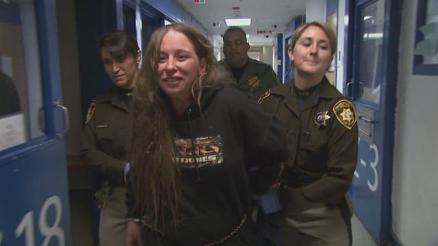 S06:E41 - Wigging Out