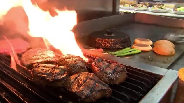 S01:E07 - Tex Mex at San Antonio's Historic Missions