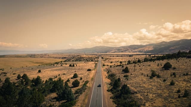 S01:E04 - Discovering Highway 395 in California's Remote Northeast