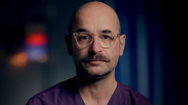 S17:E06 - Someone to Talk To