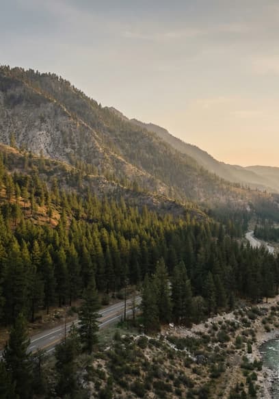 Affiche de S01:E14 - Exploring Highway 395 in the Eastern Sierra
