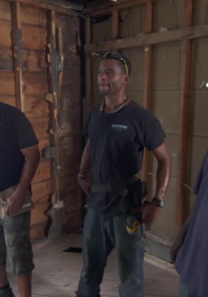 S38:E21 - Detroit: Plumbing Road Trip poster