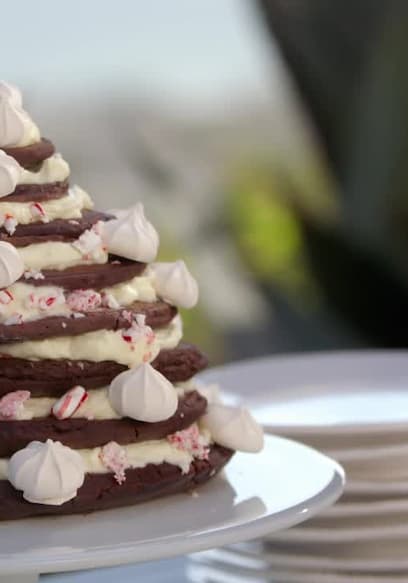 S01:E07 - Christmas at Giada's poster