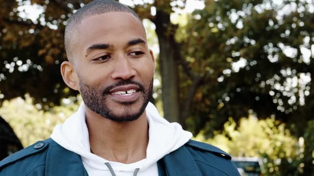 S01:E01 - Detroit Red