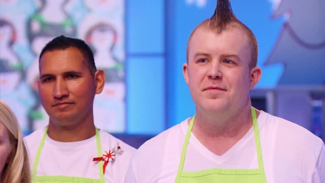 S01:E04 - Santa's New Gig