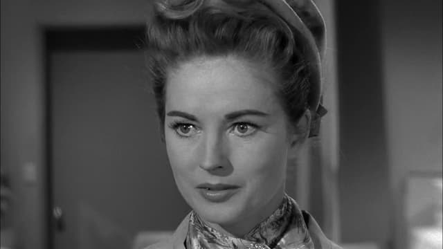 S05:E19 - The Case of the Glamorous Ghost