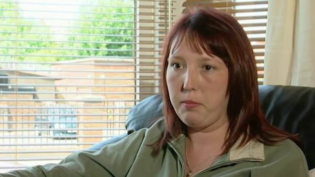 S02:E21 - Denton, Manchester