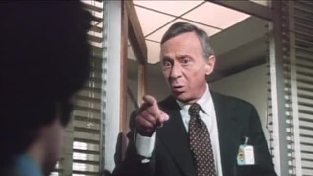 S04:E19 - One of Our Cops Is Crazy