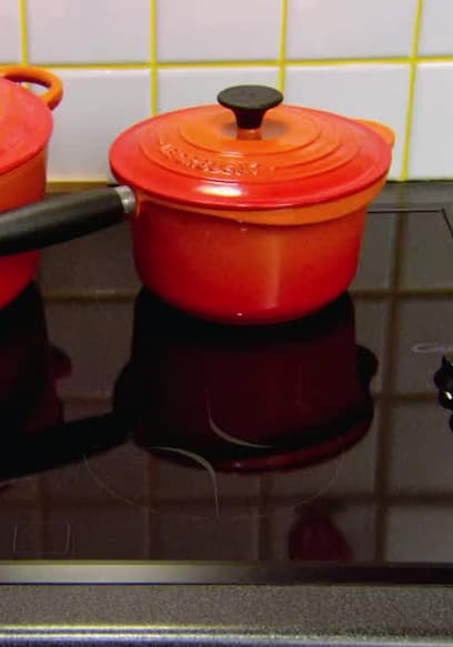S09:E03 - Cookware and Insulation poster