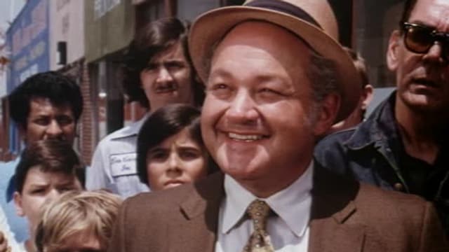 S01:E02 - Savage Sunday