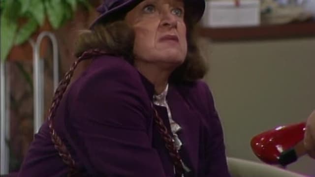 S04:E11 - Barney Gets Laid Off