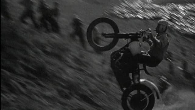 S01:E03 - The Daredevils