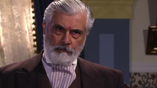 S01:E100 - Triángulo amoroso