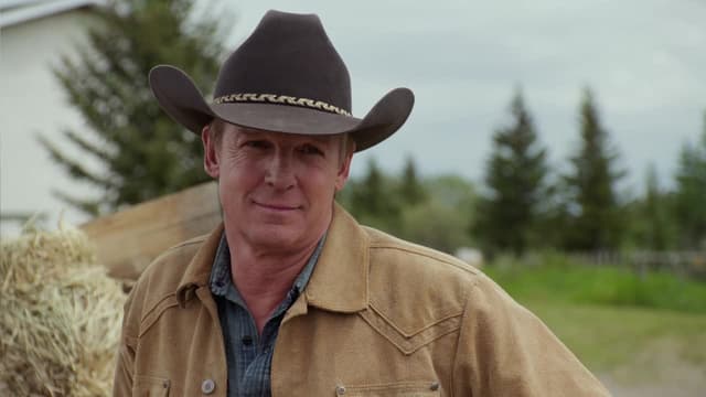 S10:E03 - New Kid in Town