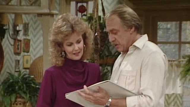 S09:E912 - Never Hire a Relative