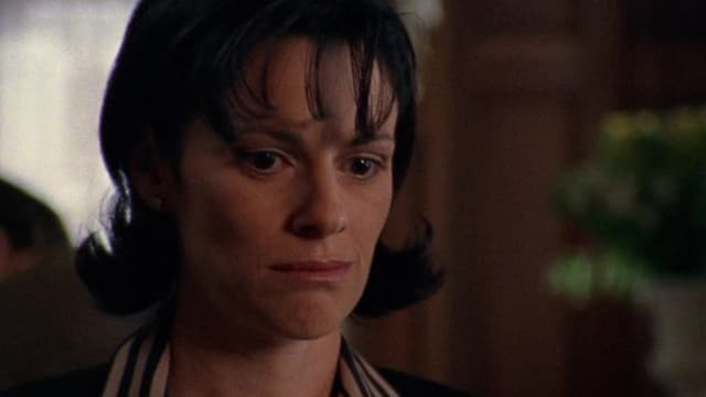 S03:E15 - School's Out