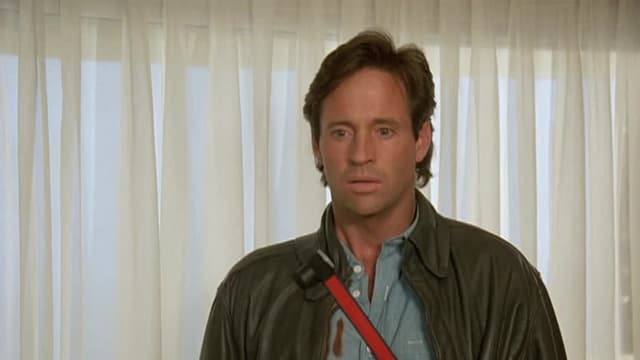 S01:E01 - The Return