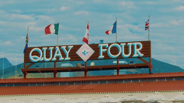 S01:E01 - Cape Town, South Africa