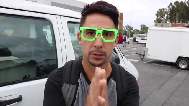 S01:E01 - The Way the Pursuit Played Out