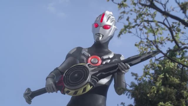 S01:E09 - Under the Name of Ultraman