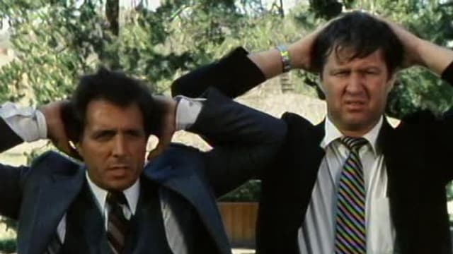 S02:E01 - Catch a Fallen Star