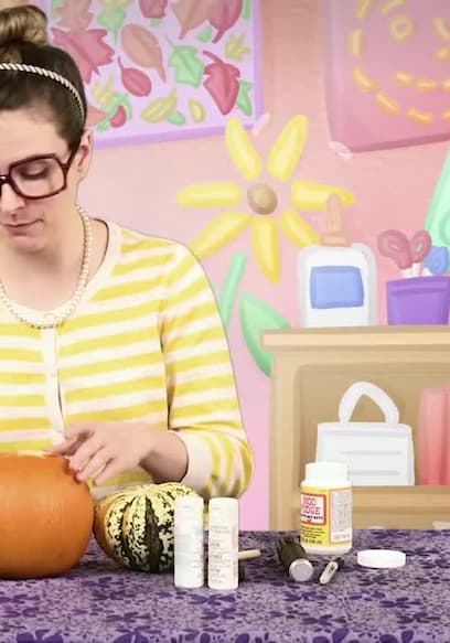 S01:E10 - Halloween Baymax Pumpkin! poster