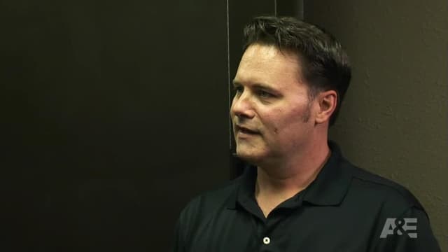 S03:E08 - Bronze Beauty