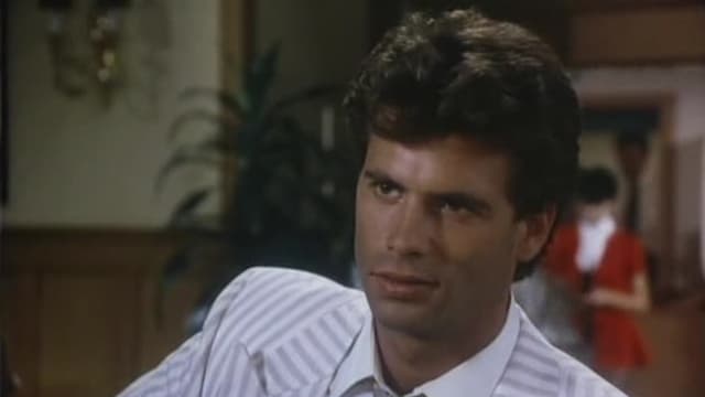 S04:E08 - Pain and Pleasure