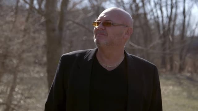 S01:E04 - Alien Cover-Up