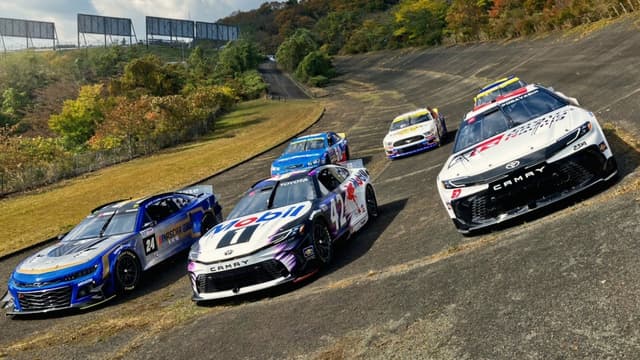 S01:E10 - NASCAR's Japanese Grand Debut