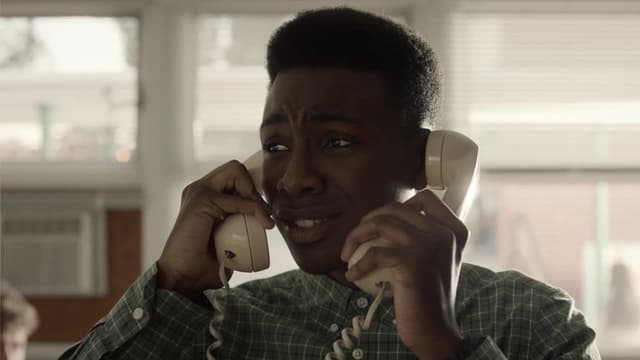 S03:E17 - R & B
