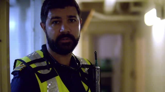 S01:E04 - Probably the Best Job in the World