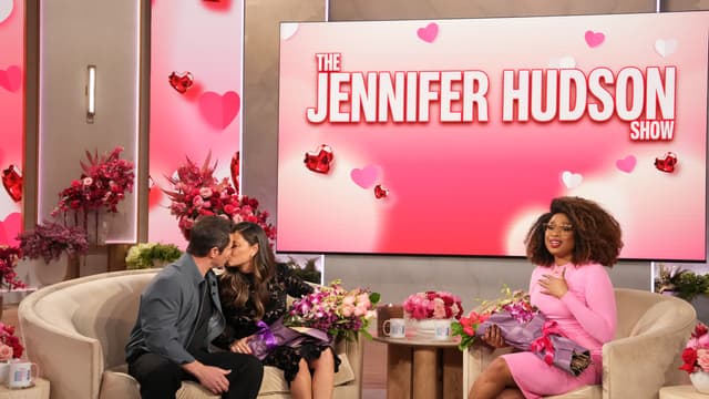 S04:E89 - Nick & Vanessa Lachey/Elaine Swann