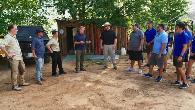 S04:E02 - Who's Your Data