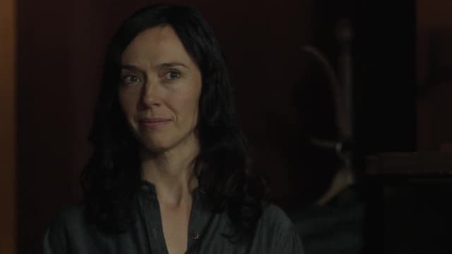 S02:E12 - The Ascendant