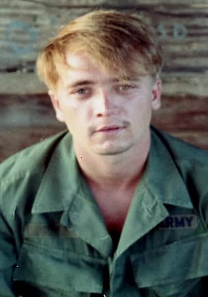 S01:E01 - Dan Love - Vietnam 1969 poster