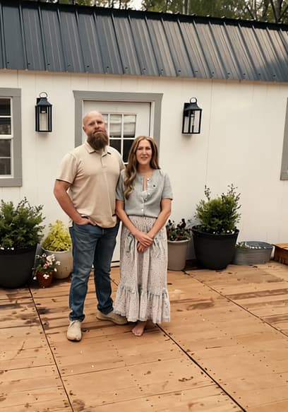 S01:E06 - Converting a Shed Into Our Dream Cottage poster