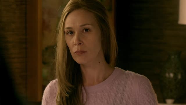 S05:E09 - He Betrayed Us Both