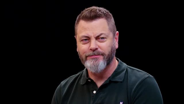 S10:E07 - Nick Offerman Gets the Job Done While Eating Spicy Wings