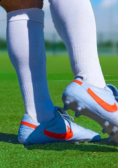S01:E10 - Penalty Kicks and Basic Soccer Skills poster
