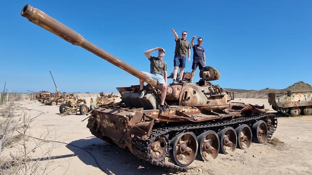 S01:E09 - Abandoned Armies: Soviet Tanks & Saddam’s Rusting War Machines